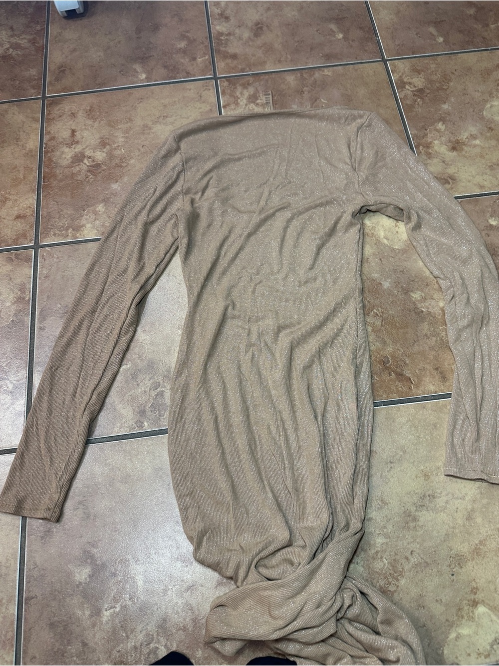 Skims Women's Camel Shimmer Long Sleeve Maxi Dress - Large - Picture 3 of 5
